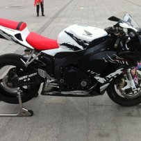 广东廉江出售07CBR1000  。。 接受换车