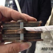 湖南郴州出NSR刹车皮  摩特全合成机油2瓶