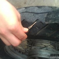 出售真牌真档CB13,自刀4000，22000急售  顺便帮朋友出台本田金公子250