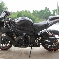 湛江代友出台09年铃木GSXR750 感谢绿茵直播，请删帖，谢谢