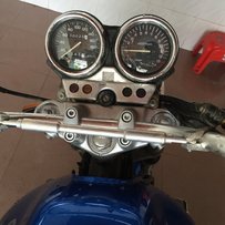 惠州市博罗县园洲镇代友出台精神94年CB400，售10800元。