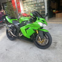 顺德均安广浚二手车,出台 05 款川崎ZX-10R,有意请电。。。。