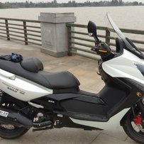 佛山重新发帖降价出售大贸光阳赛艇250