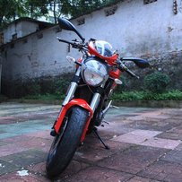 海口市出09年杜卡迪696（ABS）