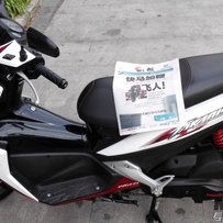 深圳售13年原版原漆电喷五羊本田弯刀110