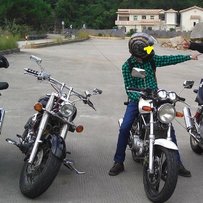 广州白云区南方医院附近出售05年VTR 250