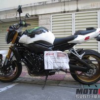 龙岩市出售本田ＲＶＦ35和骓马哈ＦＺ１Ｎ　