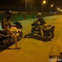 新机头突破13000转，东莞车友已经试车，把车接回去...