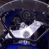 韶关仁化代友出售一部CBR22经典车一部。