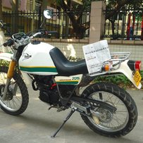 顺德均安出售精神小鹿225越野车