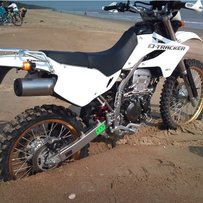 重新发帖，阳江出售05一手水KLX250和99大眼250。。。。。。。。。。