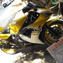 出售FZR400改R1一台