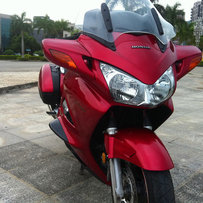 惠州出售05款ST1300。价格48888元置换CB1300。