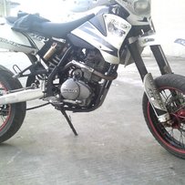 中毒了，，，卖车卖车，，XTR250滑胎版