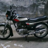 广州代友出（半古董）92年本田CB125T