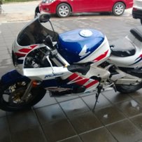 代友出售CBR29期，车况很好，刚换了一套全新板花，价格人民币：15800.00元，可小刀。