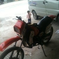 出售一台2冲越野车