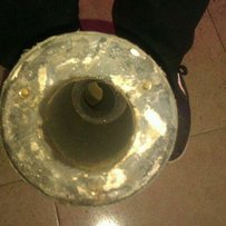 车卖了剩下的排气没用了谁看上就要了吧