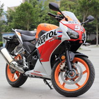 出售1952公里CBR300R(ABS版）准新车