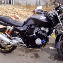 湛江出售01年精神CB400