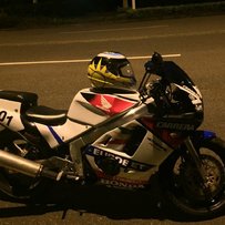代友出FZ400改R1和CBR19