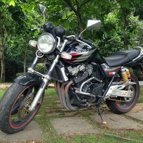 广州增城代友出售03年CB400二代