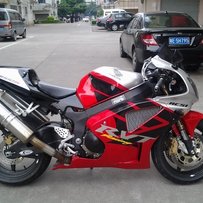 佛山[代友]发帖出售三台车.RVT1000..R1100RT..KLE650