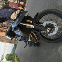 广东英德市出售10年BMWF800gs   81年GL400古董！