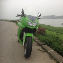 佛山地区代友出售08年ER6-F一台,售价27000