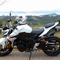 12款铃木最酷街车GSR750出售