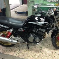 最新消息：车子昨晚找到了，人赃并获！谢谢绿茵直播提供平台，谢谢车友提供宝贵线索！！