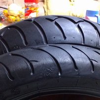 出售一对象牌轮胎120 180 9.5新