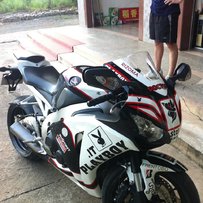 广东梅州800出售美版09CBR1000