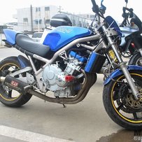 出售不知名的排气管