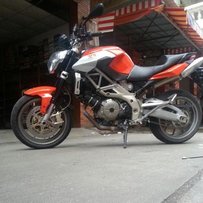 东莞出售09年阿普利亚750