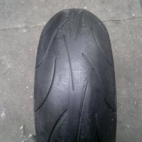 江门出售99黄蜂600，暂时停售。另出售出售2手米其林轮胎