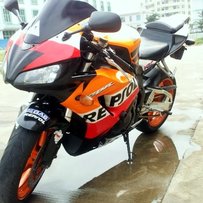 珠海出精神02cbr929和98CB400,Cbr1000车主出游暂停出售。