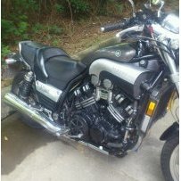 出售雅马哈大魔鬼1200CC