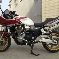 梅州31000RMB出CB1300SF5不刀