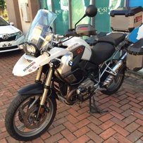 出售11年宝马GS1200带3箱 价格76800接刀