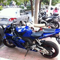 广东梅州36800出售04年CBR1000