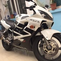 转让03年本田CBR600F4i 纯水成色 电喷机器