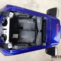 广州市花都区出售极品鹦鹉08CBR1000RR！！！