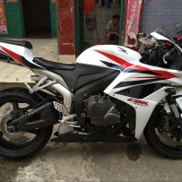 园洲镇34800元出售08年本田CBR600，F5。