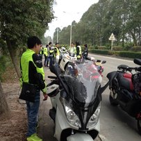 顺德出05阿普利亚大西洋250和R6天蝎排气