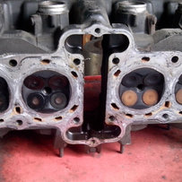 茂名继续出售，CB750机器，刺激前后轮组等。