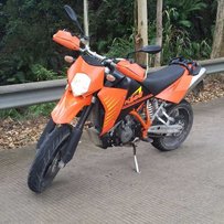代友出售06KTM950SM，原版原漆价钱49800元可刀