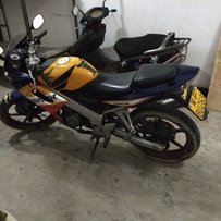 代友出售一部CBR150R，