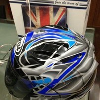 佛山禅城代友出售ARAI冈田忠之一顶