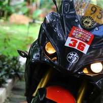 广东江门割爱出售03年HONDA VTR1000F（日版）